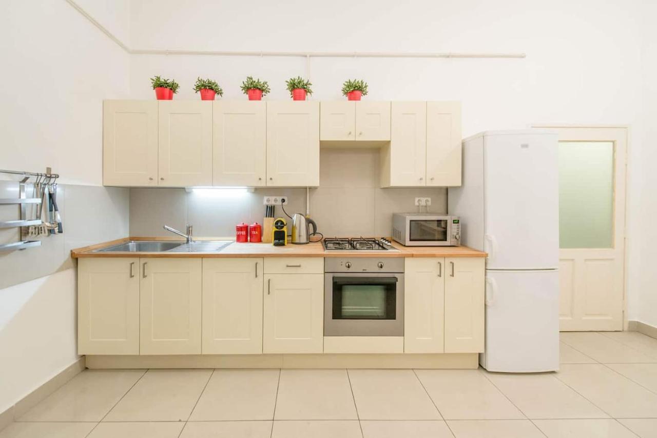 Apartamento Bourgeois Elegance In The Heart Of