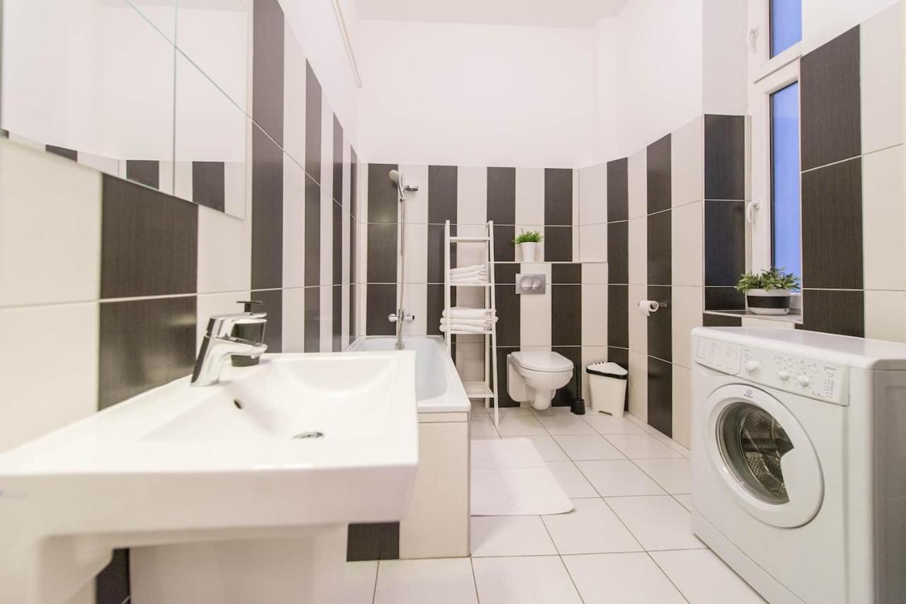 Apartamento Bourgeois Elegance In The Heart Of