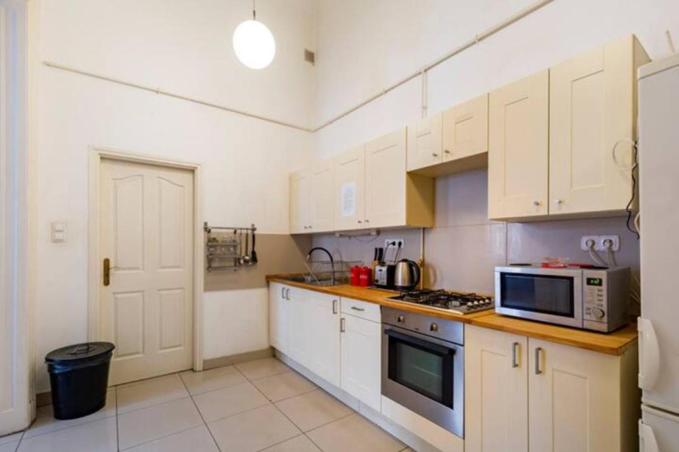 Apartamento Bourgeois Elegance In The Heart Of *