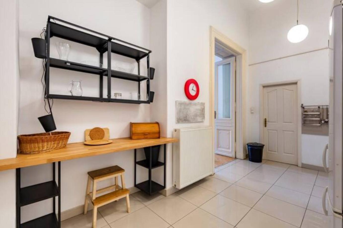 Bourgeois Elegance In The Heart Of *